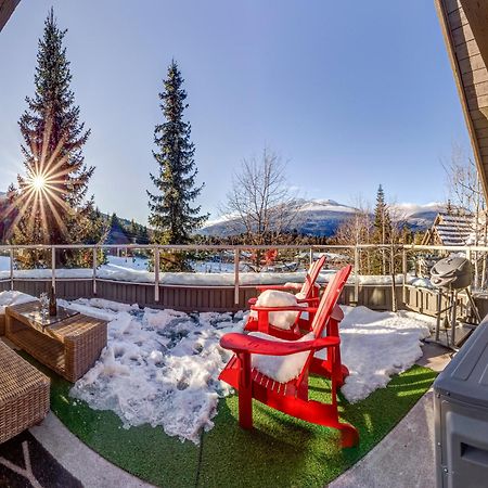 The Lookout Penthouse // A Luxe Suite In Whistler Exterior foto