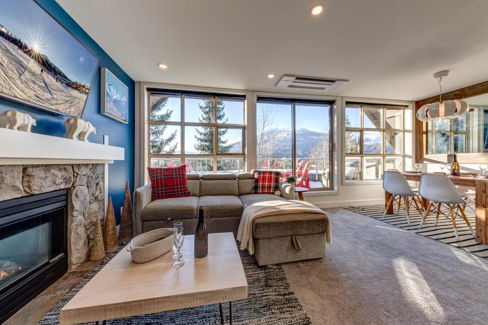 The Lookout Penthouse // A Luxe Suite In Whistler Exterior foto